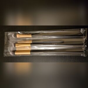 Anjou Makeup Brush Set Travel Size Approximately 5" Long